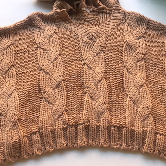 TULAROSA | Women’s Size Large Brown Chunky Cable Knit Sweater Hoodie - Picture 5 of 9